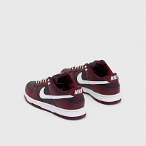 Фото № 3 с приближением к товару «‎Nike Dunk Retro »