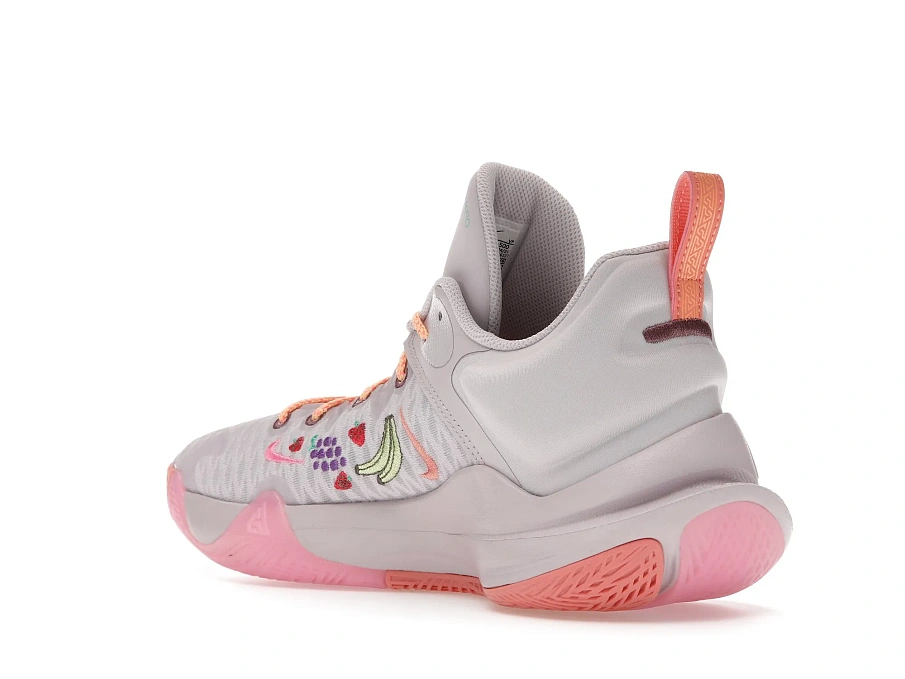 Фото № 6 с приближением к товару «‎Nike Giannis Immortality Force Field Super Smoothie»