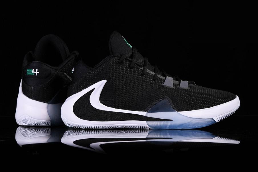 Фото № 4 с приближением к товару «‎Nike Zoom Freak 1 Black White»