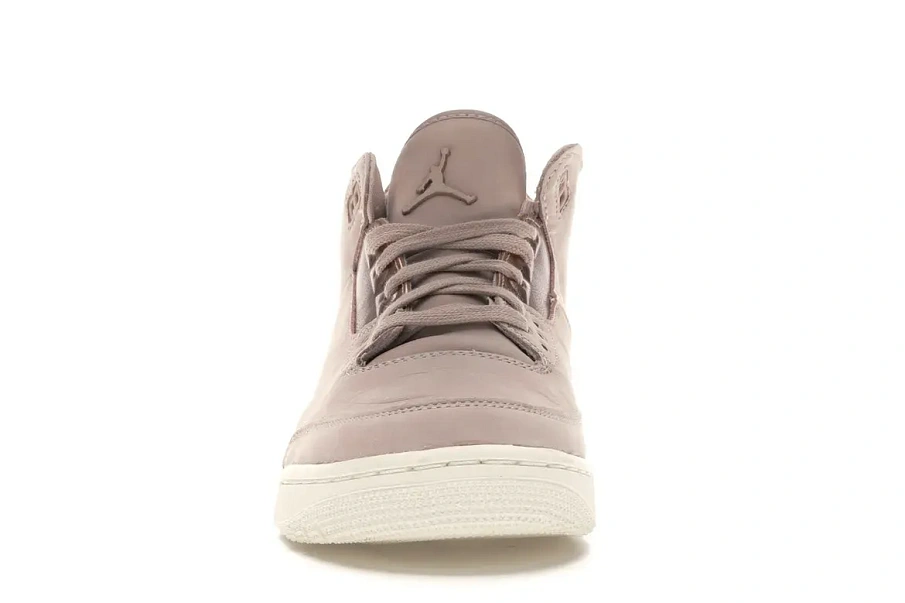 Фото № 2 с приближением к товару «‎Jordan 3 Retro Particle Beige »