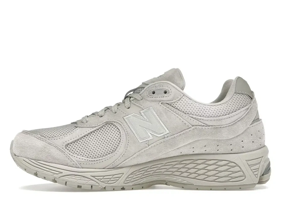 Фото № 3 с приближением к товару «‎New Balance 2002R»