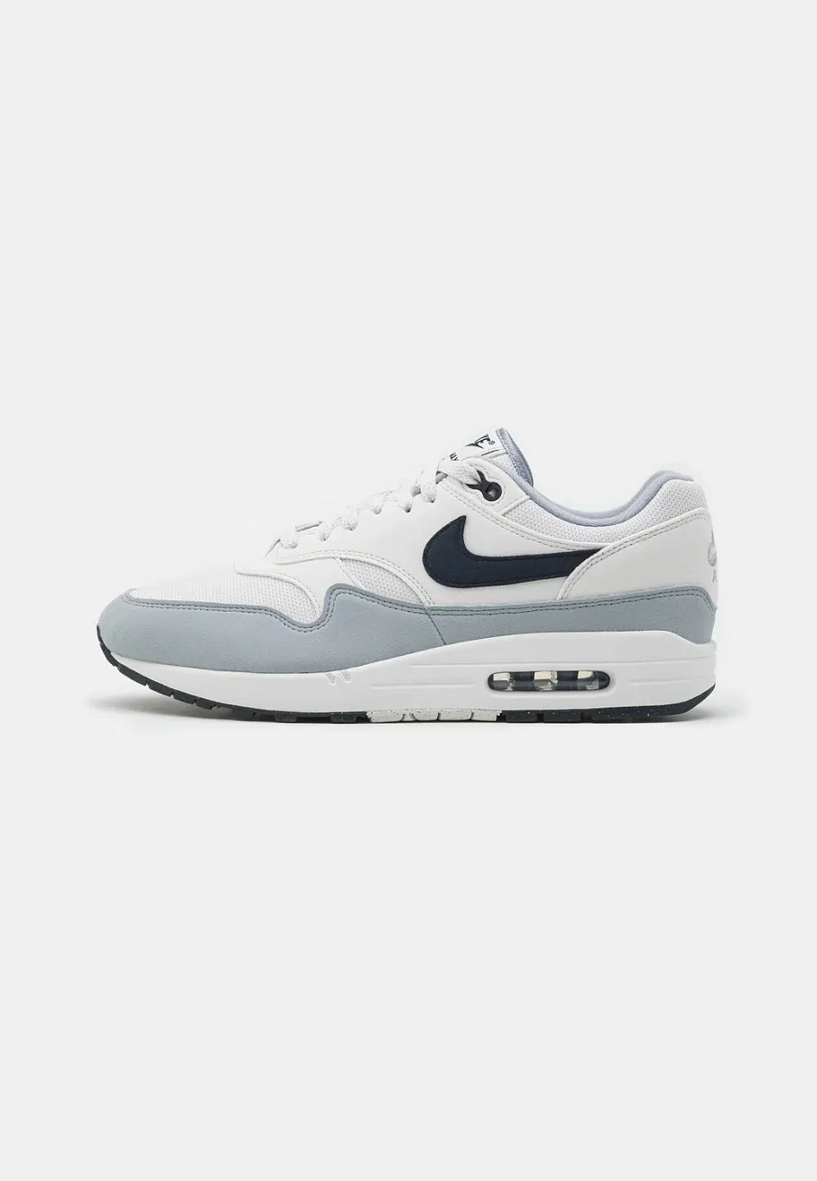 Фото № 1 с приближением к товару «‎AIR MAX 1»