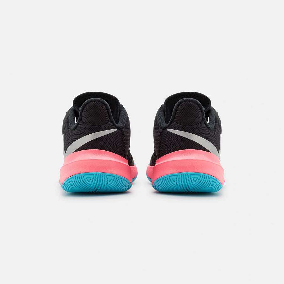 Фото № 3 с приближением к товару «‎Nike Hyperspeed Court»