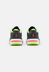 Фото № 3 с приближением к товару «‎Puma Velocity Nitro»