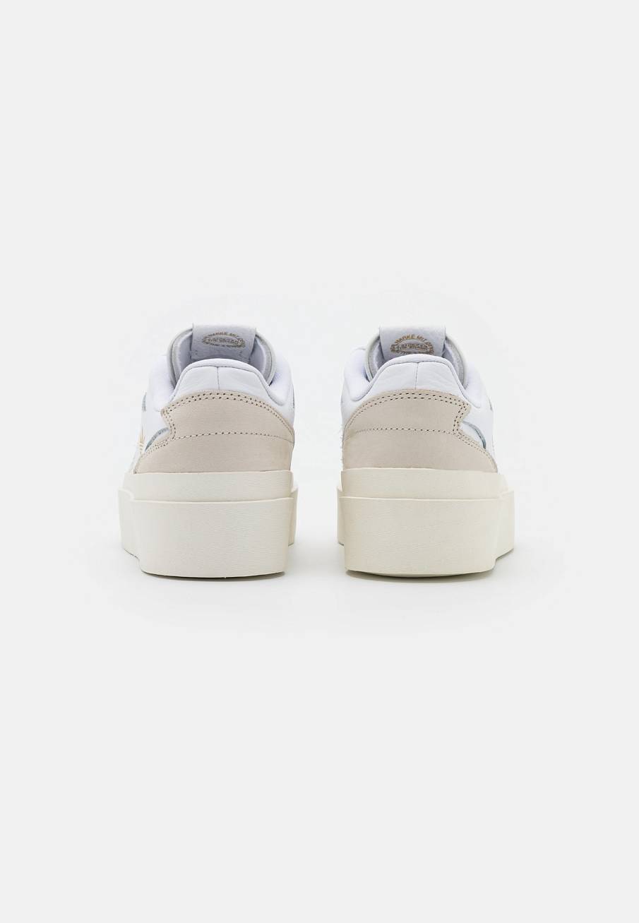 Фото № 3 с приближением к товару «‎Adidas Forum Bonega »