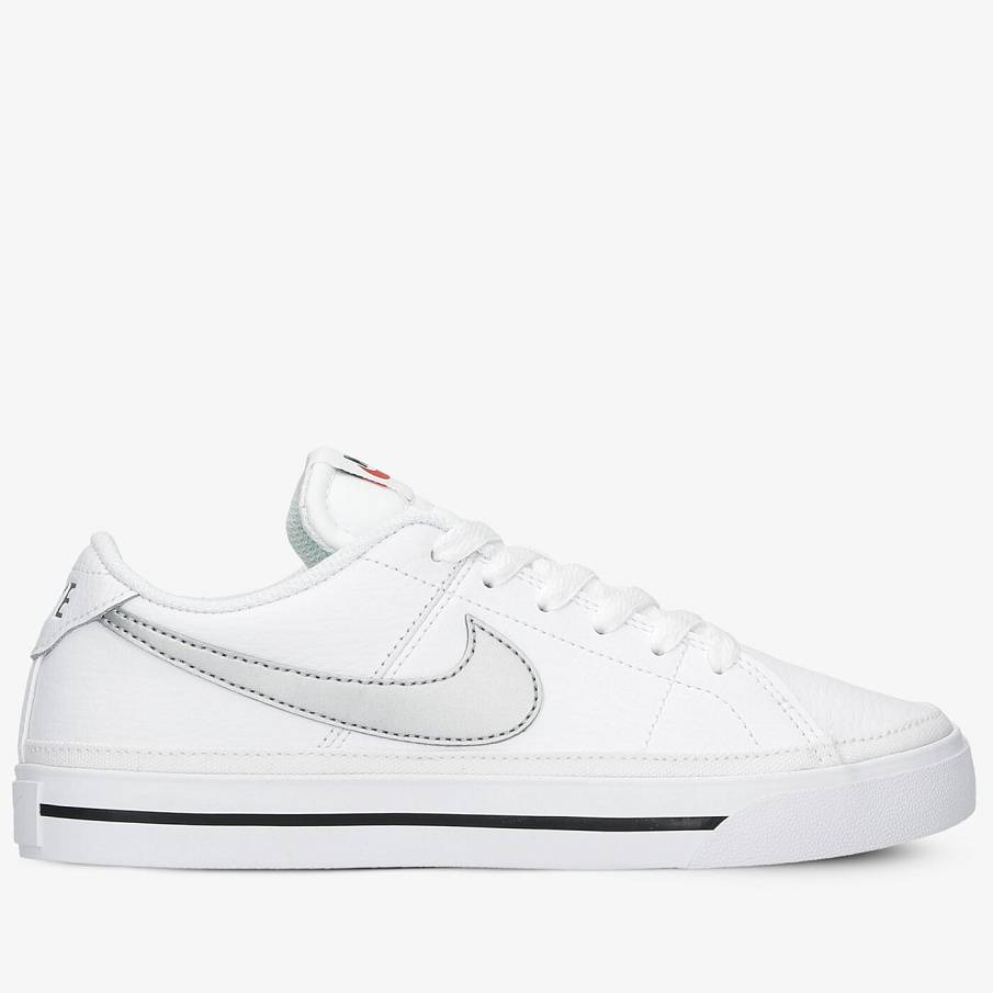 Фото № 1 с приближением к товару «‎Nike Court Legacy»