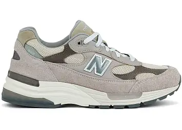 New Balance 992