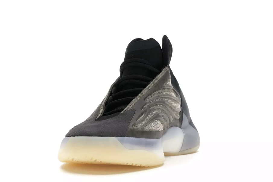Фото № 4 с приближением к товару «‎adidas Yeezy QNTM Barium»