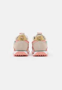 Фото № 4 с приближением к товару «‎Puma Future Rider Chrome »