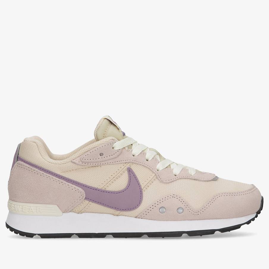 Фото № 1 с приближением к товару «‎Nike Venture»