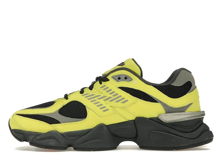 Фото № 3 с приближением к товару «‎New Balance 9060»