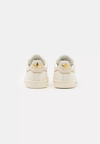 Фото № 4 с приближением к товару «‎STAN SMITH »