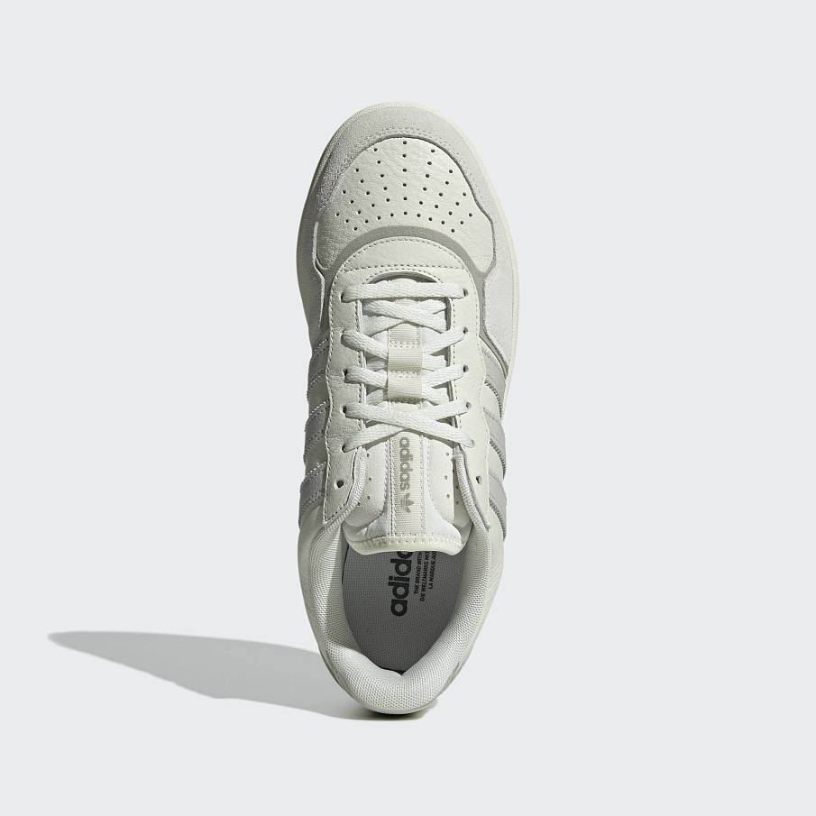 Фото № 2 с приближением к товару «‎Adidas Courtic »