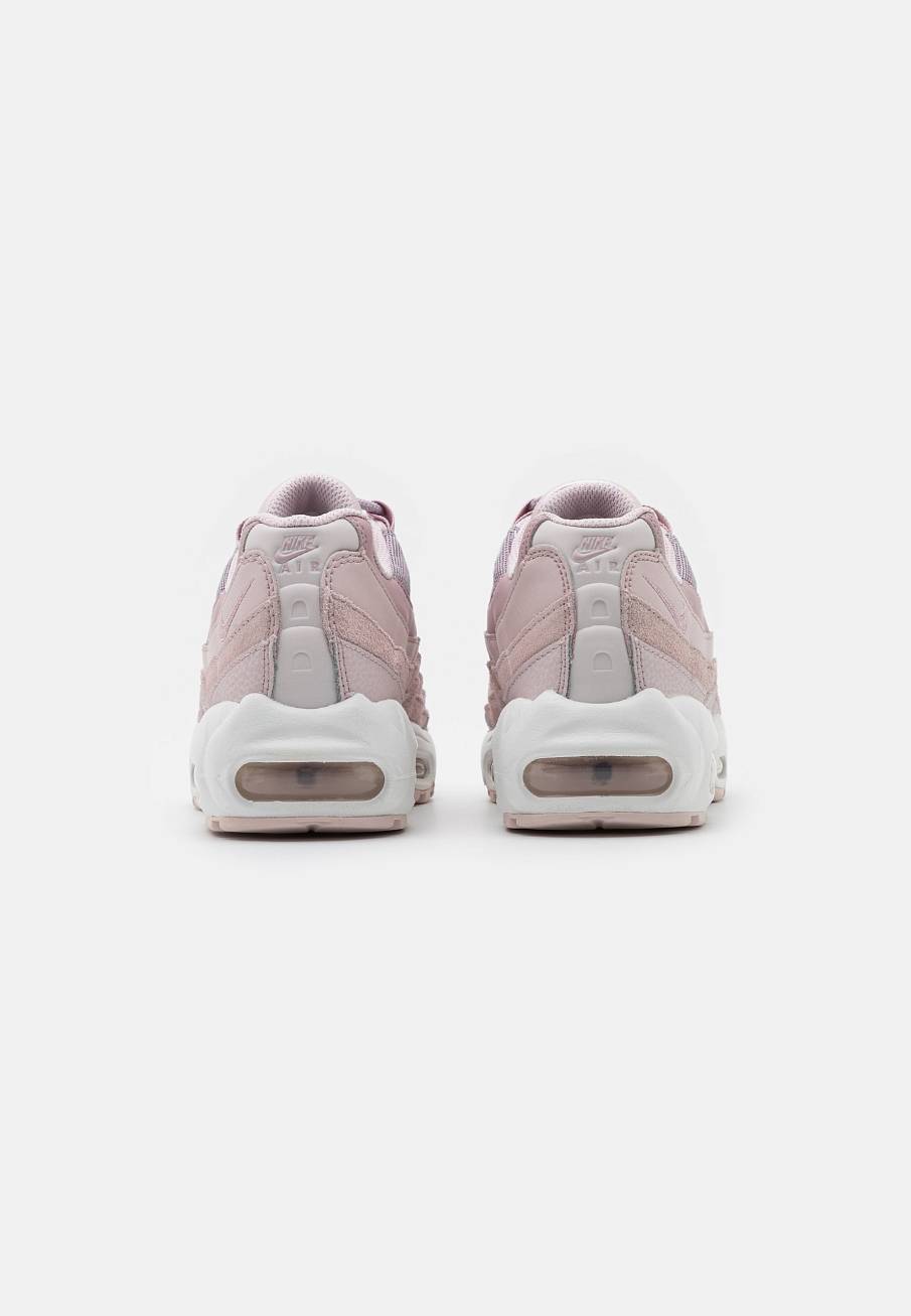 Фото № 4 с приближением к товару «‎Nike Air Max 95 »