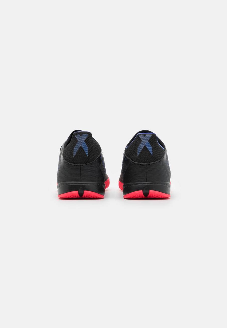 Фото № 3 с приближением к товару «‎Adidas X IN »