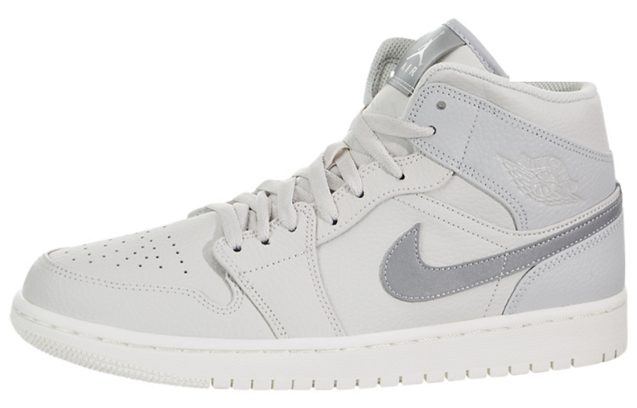 Фото № 1 с приближением к товару «‎Nike Air Jordan 1 Mid Light Bone»