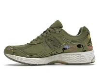 Фото № 3 с приближением к товару «‎New Balance 2002R»