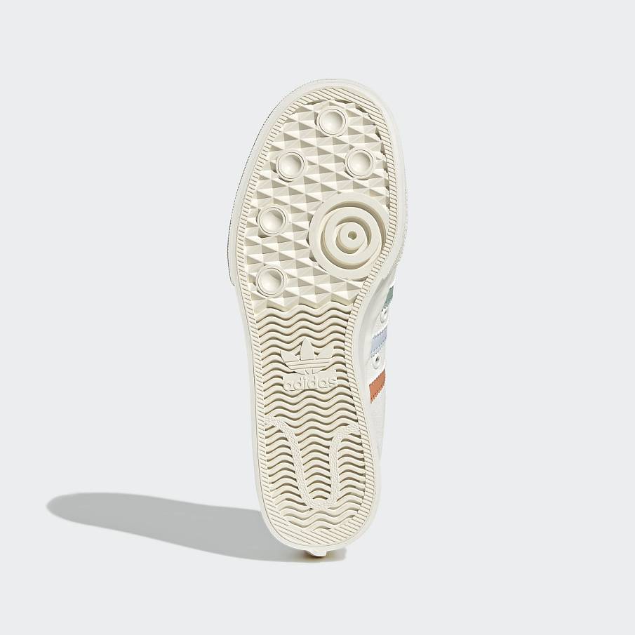 Фото № 5 с приближением к товару «‎Кроссовки Adidas SPAD111A1MJ-A11»