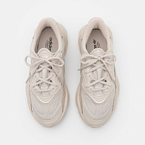 Фото № 3 с приближением к товару «‎Adidas Ozweego »