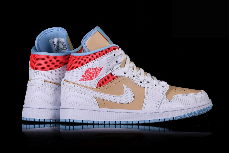 Фото № 4 с приближением к товару «‎Nike Air Jordan 1 Retro Se Wmns Sesame»