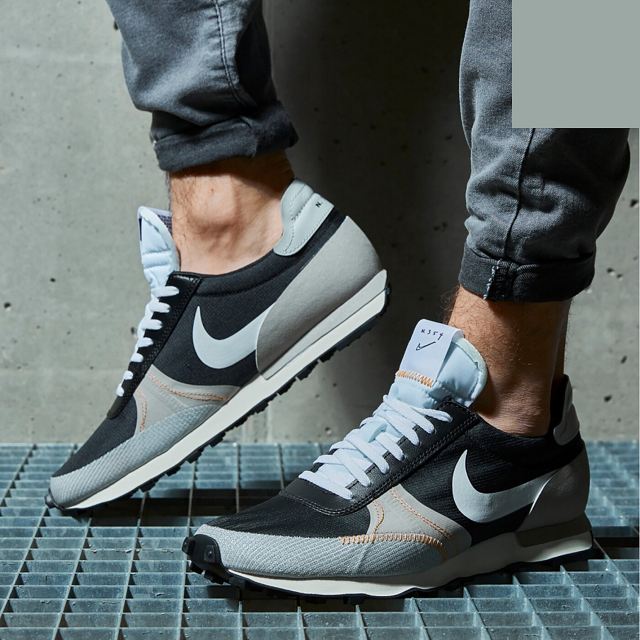 Фото № 3 с приближением к товару «‎Nike Dbreak Type Se Daybreak Running shoes BlackWhiteGrey»