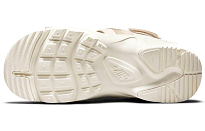 Фото № 4 с приближением к товару «‎Nike WMNS Canyon Apricot»