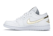 Фото № 6 с приближением к товару «‎Jordan 1 Low White Metallic Gold »
