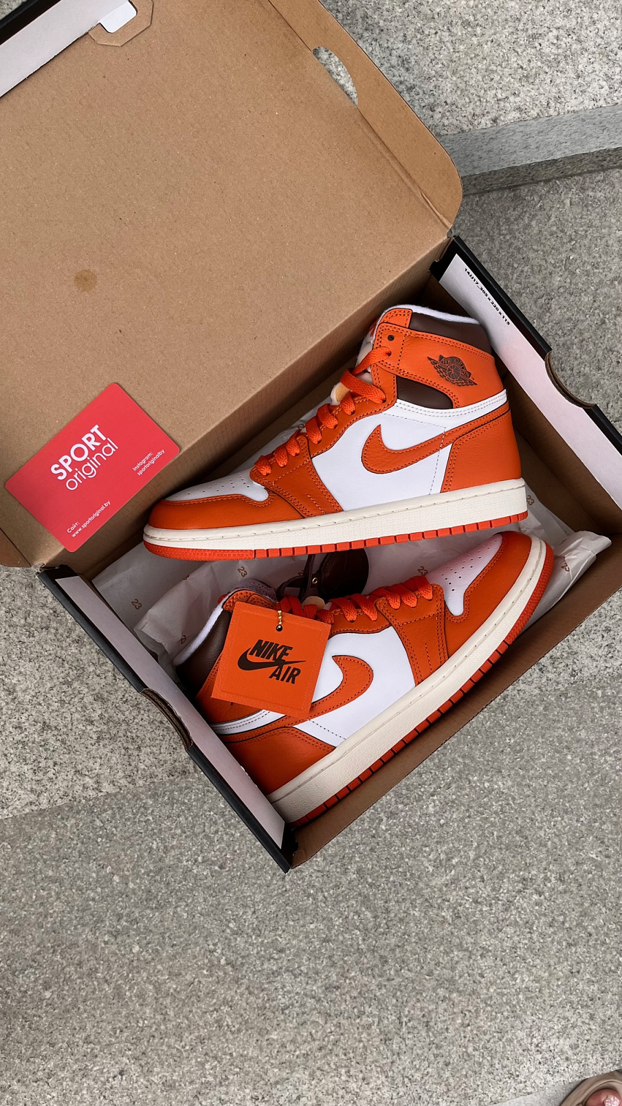 Фото № 3 с приближением к товару «‎Air Jordan 1 High OG "Starfish"»