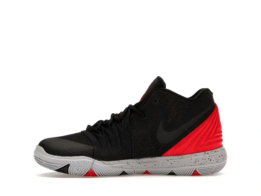 Фото № 3 с приближением к товару «‎Nike Kyrie 5»