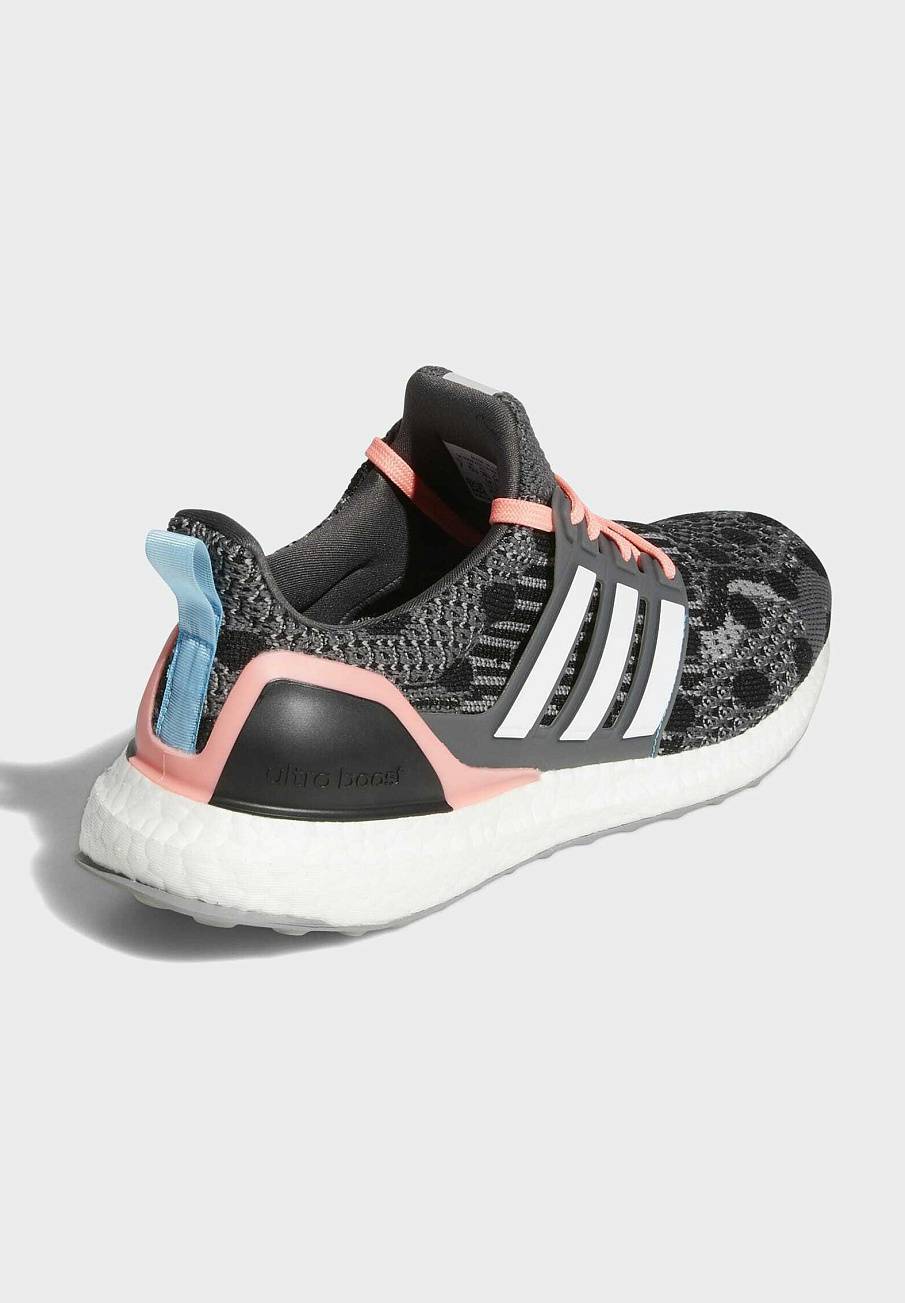 Фото № 4 с приближением к товару «‎Adidas Ultraboost»