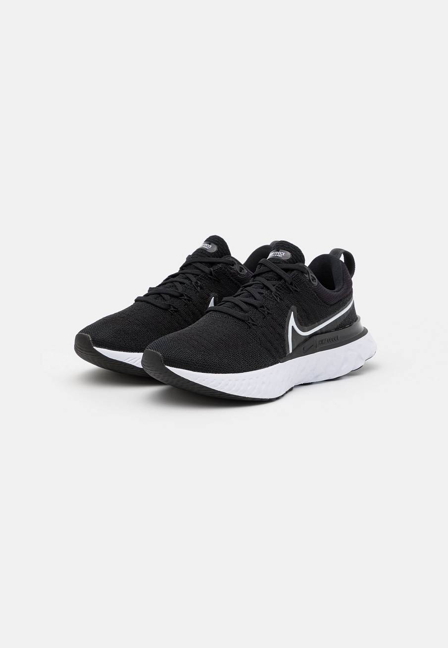 Фото № 2 с приближением к товару «‎Nike DO»