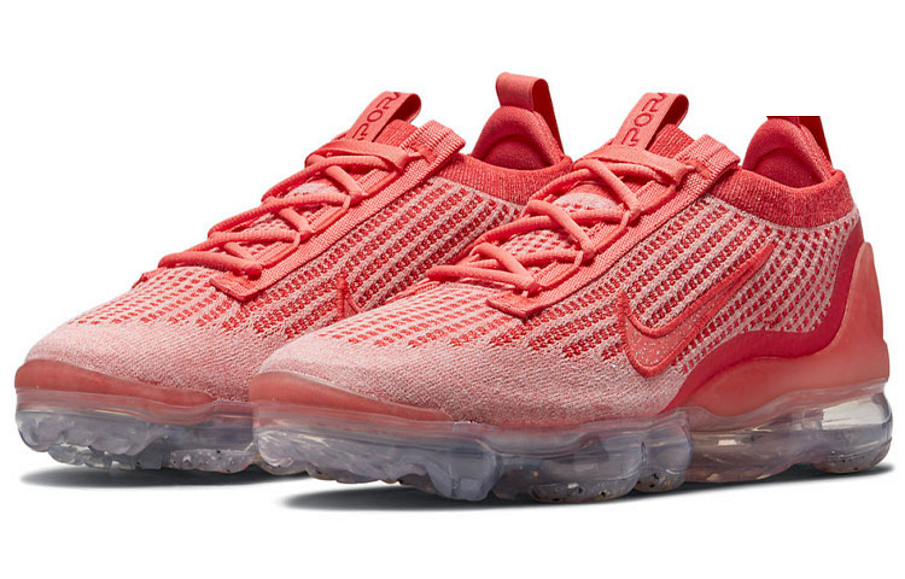Фото № 2 с приближением к товару «‎Nike WMNS Air VaporMax 2021 Flyknit Red»