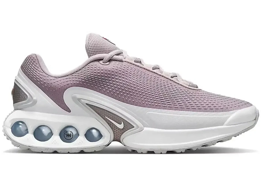 Фото № 1 с приближением к товару «‎Nike Air Max Dn»
