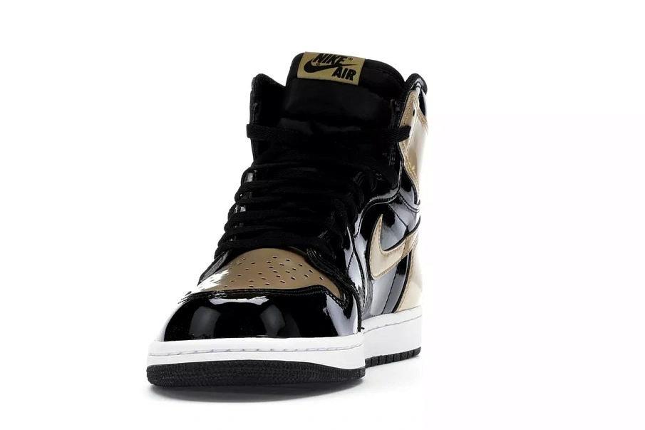 Фото № 2 с приближением к товару «‎Jordan 1 Retro High NRG Patent Gold Toe»