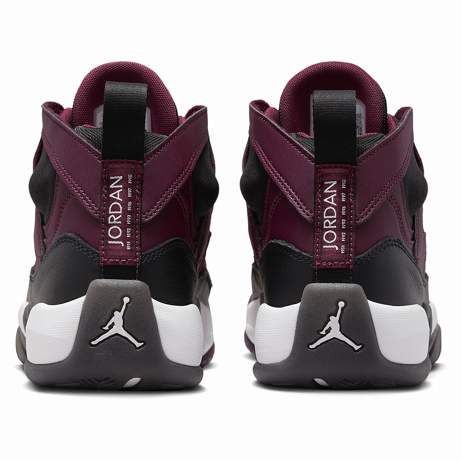 Фото № 4 с приближением к товару «‎Jordan Wmns Jumpman Two Trey »