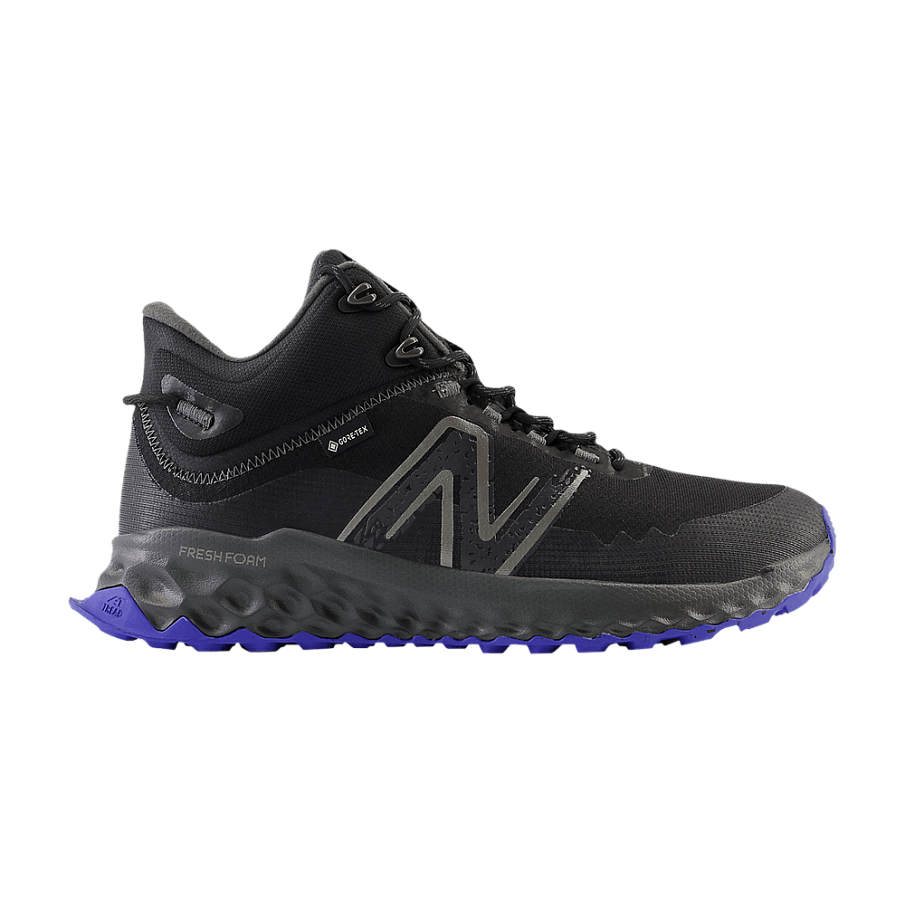 Фото № 1 с приближением к товару «‎New Balance Fresh Foam Garoé Mid GORE-TEX Black Marine Blue (MTGAMGB1)»