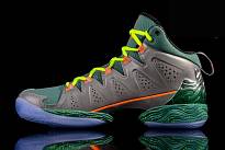 Фото № 1 с приближением к товару «‎Nike Air Jordan Melo M10 Christmas Edition »