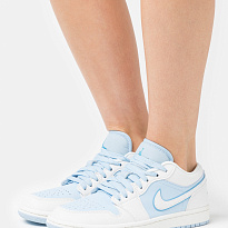 Фото № 2 с приближением к товару «‎Jordan Wmns Air »
