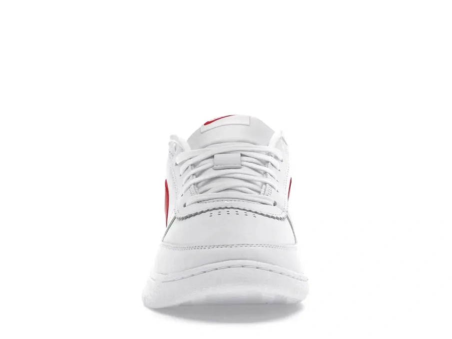 Фото № 2 с приближением к товару «‎Nike Book 1»