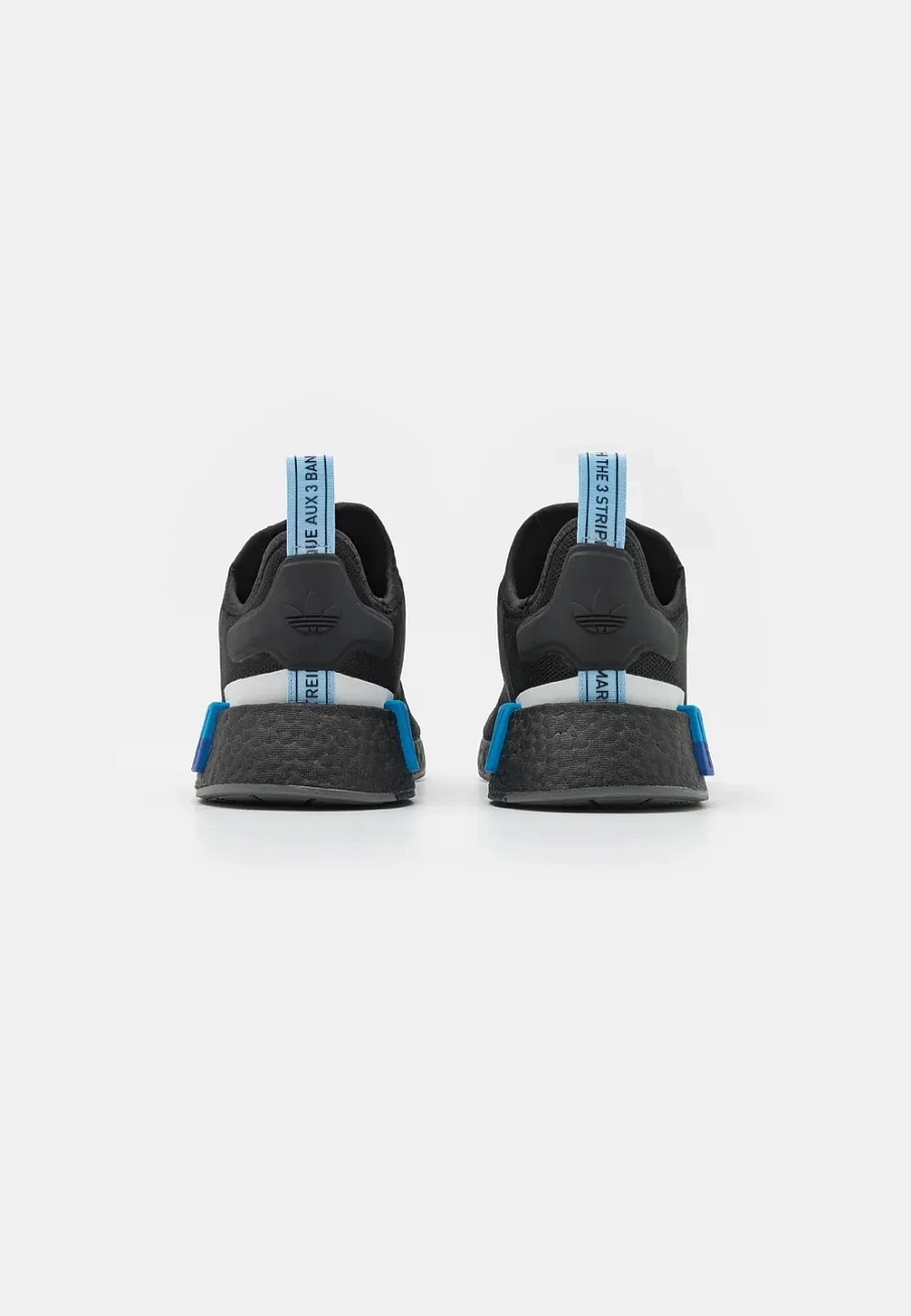 Фото № 3 с приближением к товару «‎NMD R1 UNISEX»