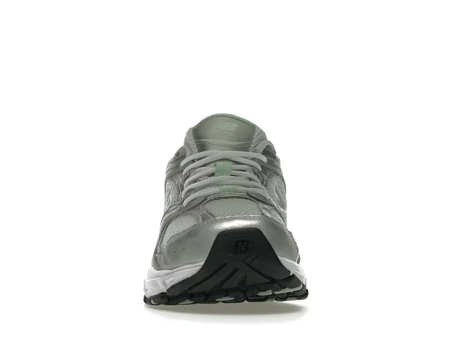 Фото № 2 с приближением к товару «‎New Balance 530»