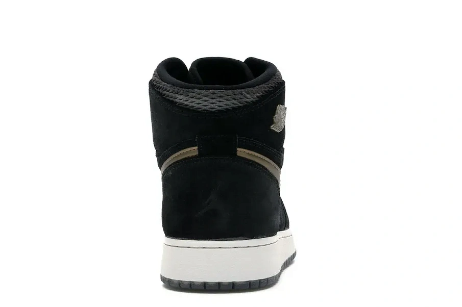 Фото № 4 с приближением к товару «‎Jordan 1 Retro High Heiress Camo »