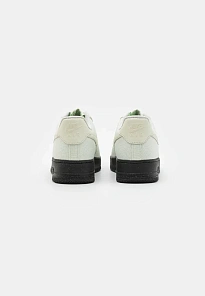 Фото № 3 с приближением к товару «‎AIR FORCE 1 '07»