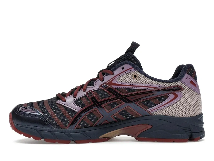 Фото № 3 с приближением к товару «‎ASICS UB9-S Gel DS Trainer 14»