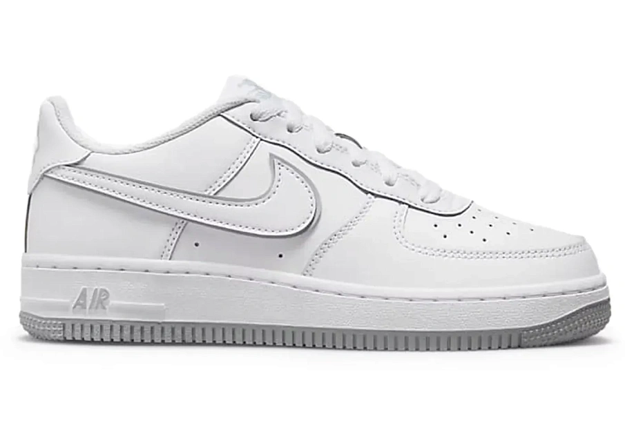 Фото № 1 с приближением к товару «‎Nike Air Force 1 Low»