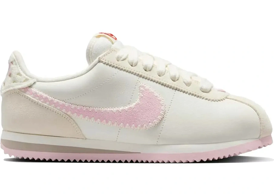 Фото № 1 с приближением к товару «‎Nike Cortez»