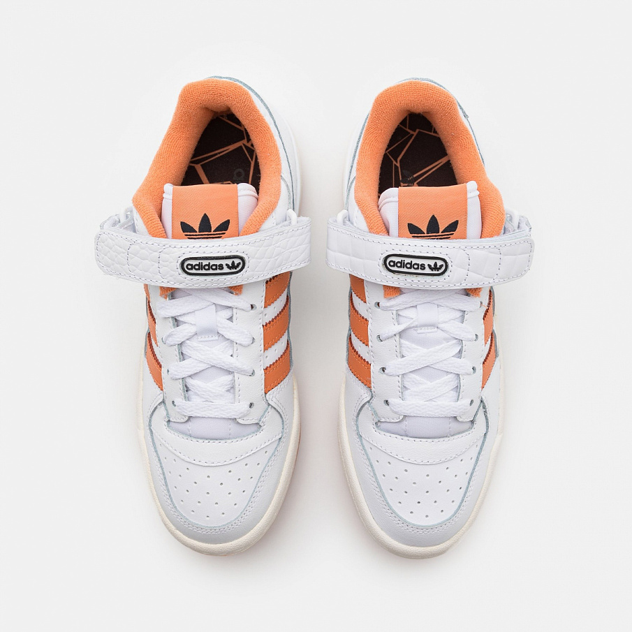 Фото № 4 с приближением к товару «‎Adidas Forum »