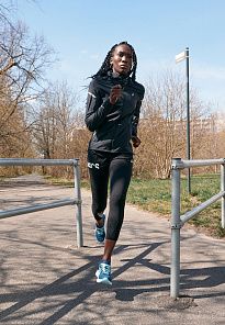 Фото № 1 с приближением к товару «‎Asics Magic Speed»