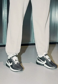 Фото № 4 с приближением к товару «‎AIR MAX PRE DAY»