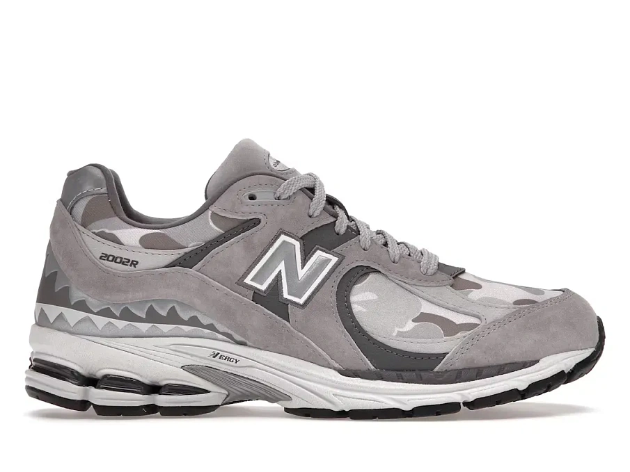 Фото № 1 с приближением к товару «‎New Balance 2002R»